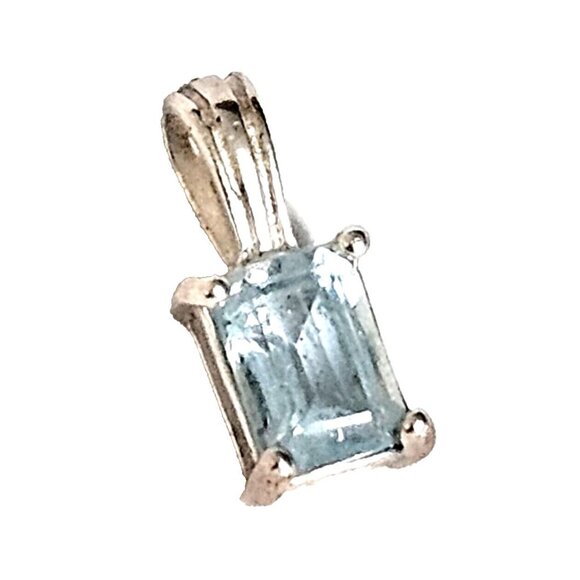 Orfevrerie Wiskemann Sterling Silver Blue Topaz Solitaire Necklace Pendant - Picture 1 of 5